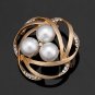 Pearl Brooch Pins for Women Badge Fashion Flower Jewelry Clothing Decoration