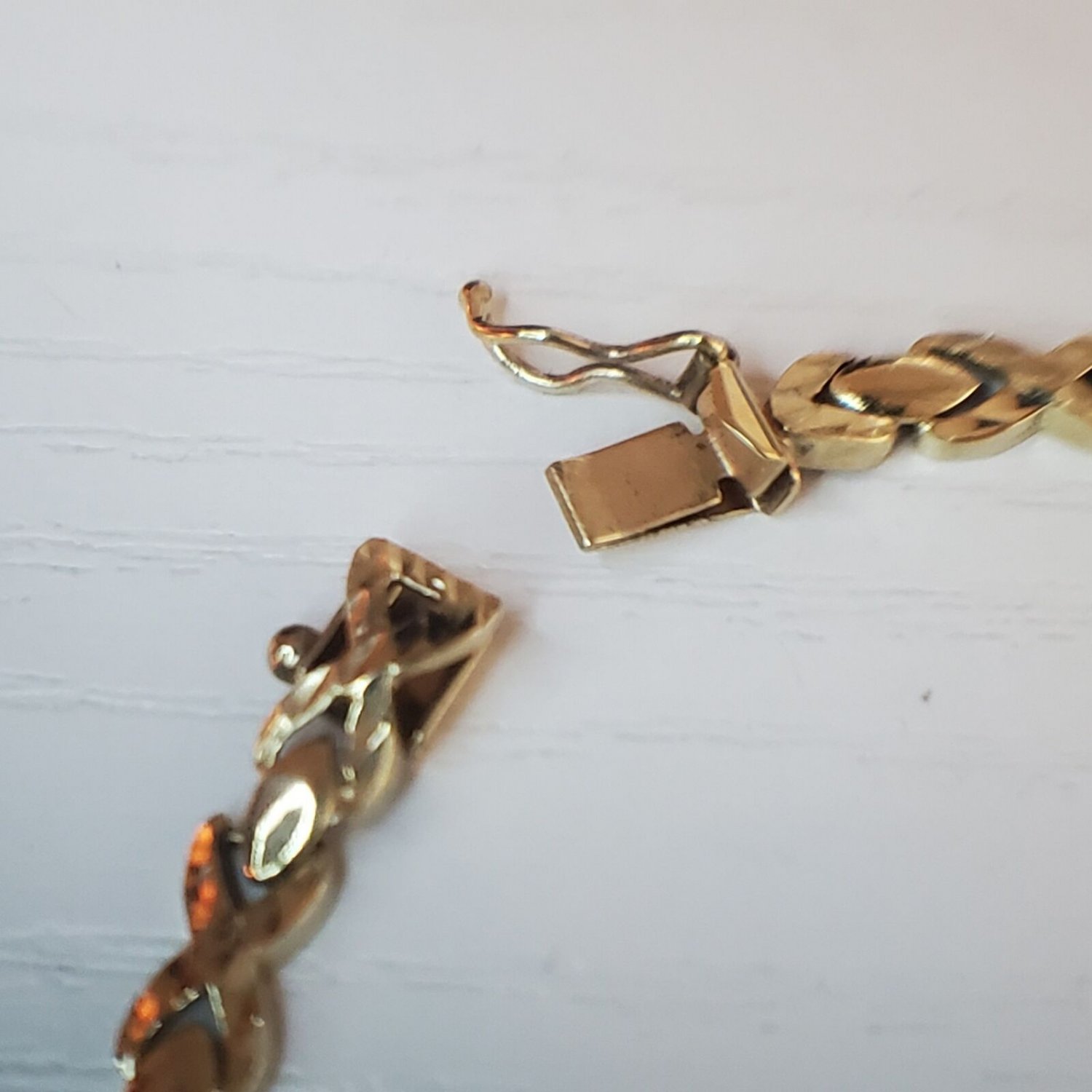 10K Yellow Gold Bracelet Weighs 7.1 grams Size 7.25 inches