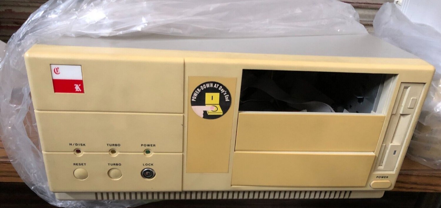 Vintage Retro PC Case Beige Computer Case AT Desktop White  used full