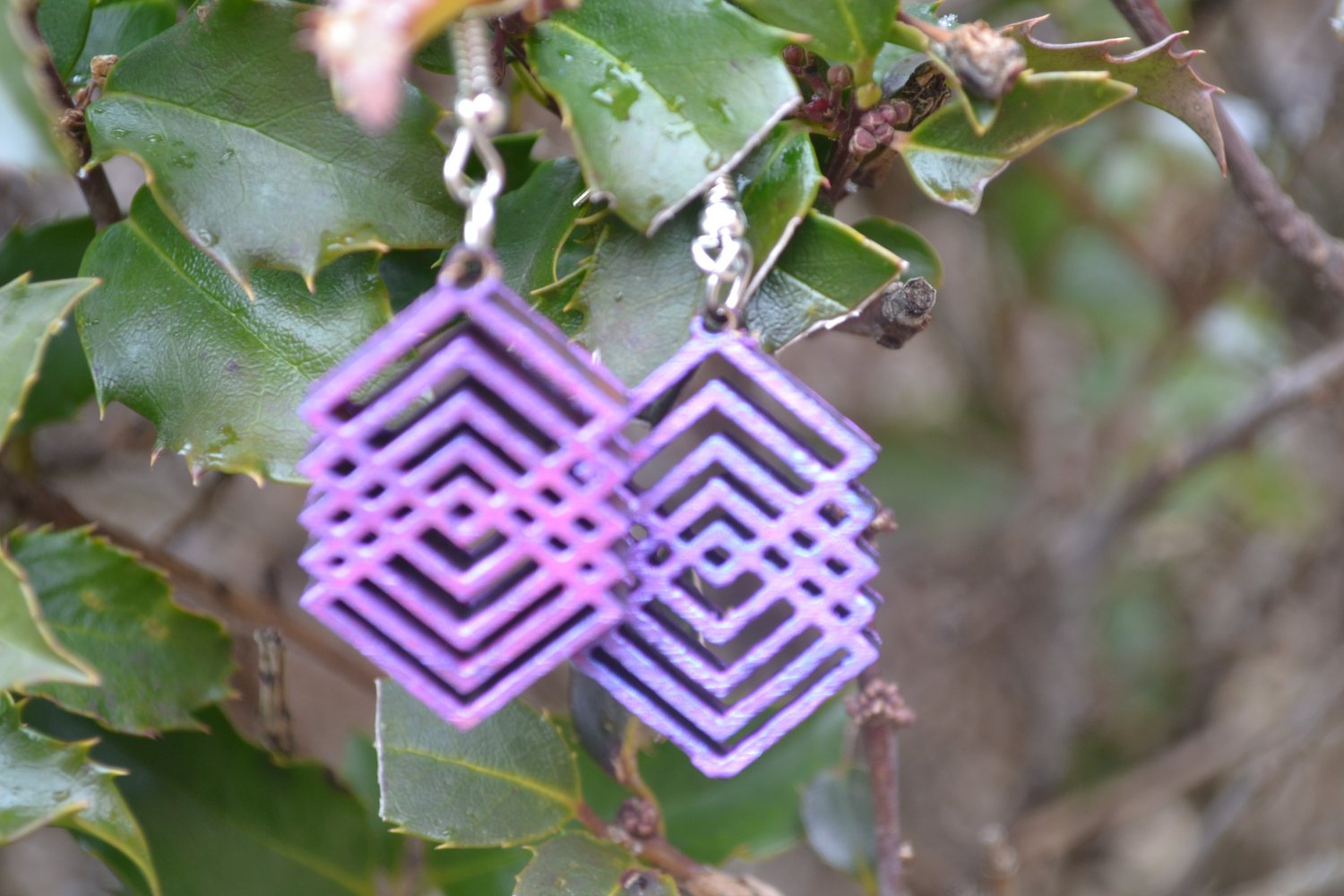 Interlocking Diamond Earrings