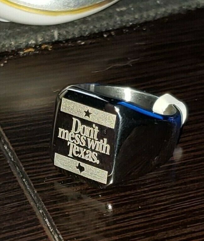 Souvenir Ring, Don't mess with Texas Black stainless steel souvenir size 8