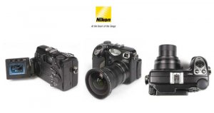 Nikon Coolpix 5000 - 5.0 MegaPixels Digital Camera with 7x Total Zoom