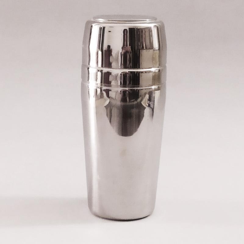 1970s Gorgeous  MEPRA Cocktail Shaker in Stainless Steel. Made in Italy