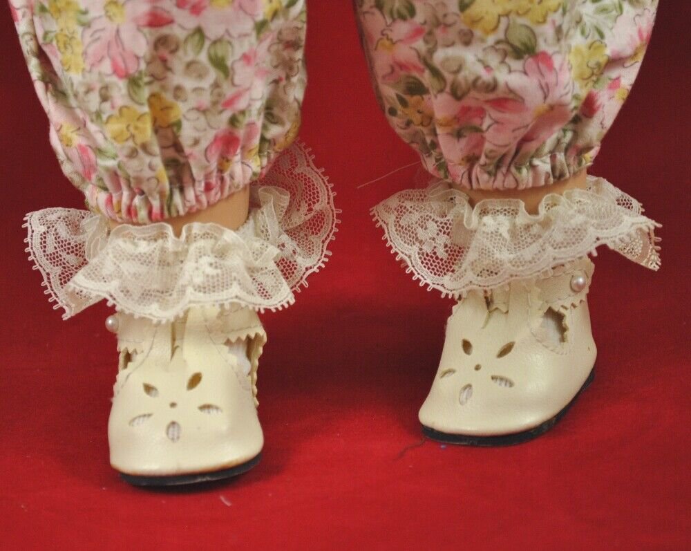 The Dollcrafter Limited Edition Porcelain Baby Doll Kingstate 19in