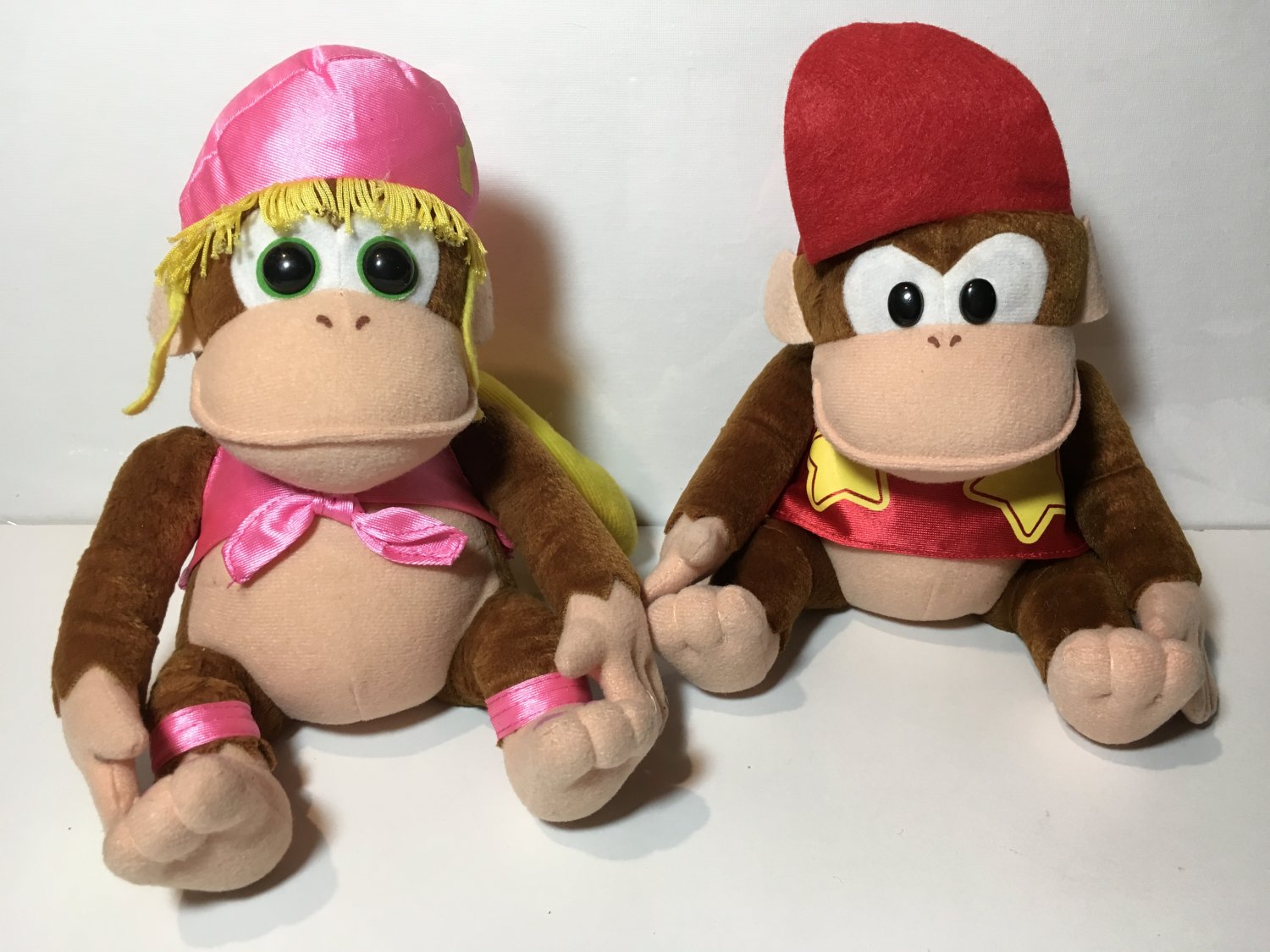Takara Dixie & Diddy Kong plush toys Super Donkey Kong Country 2