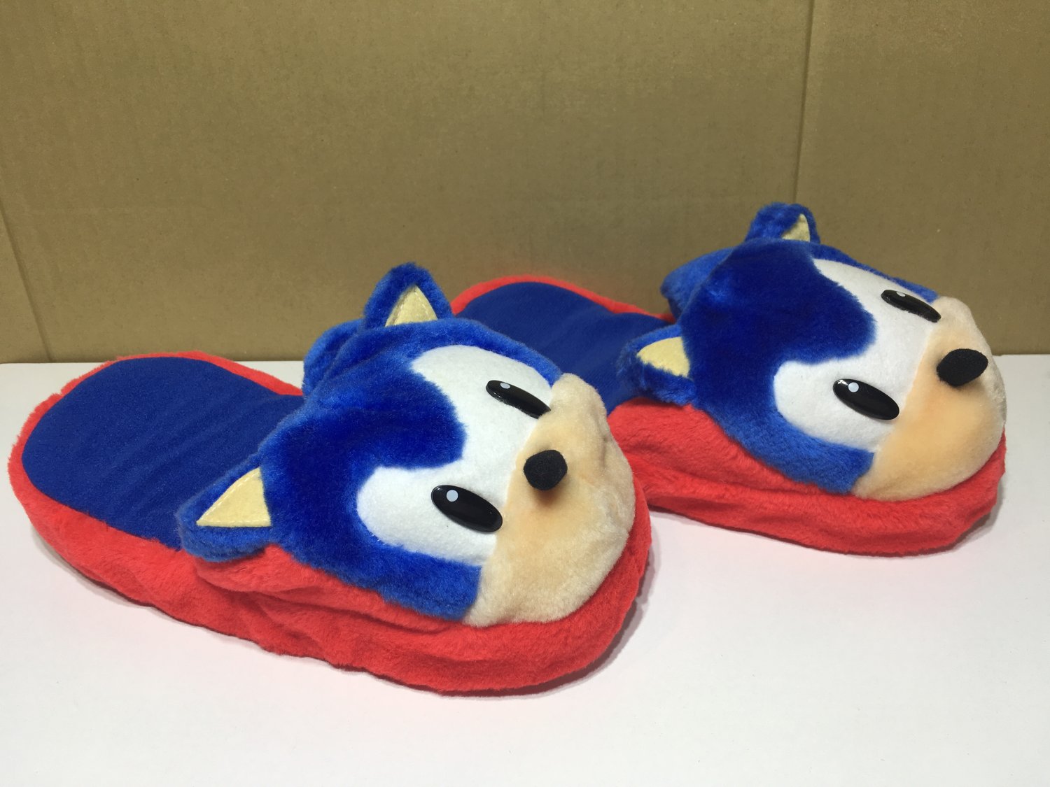 sonic the hedgehog plush slippers