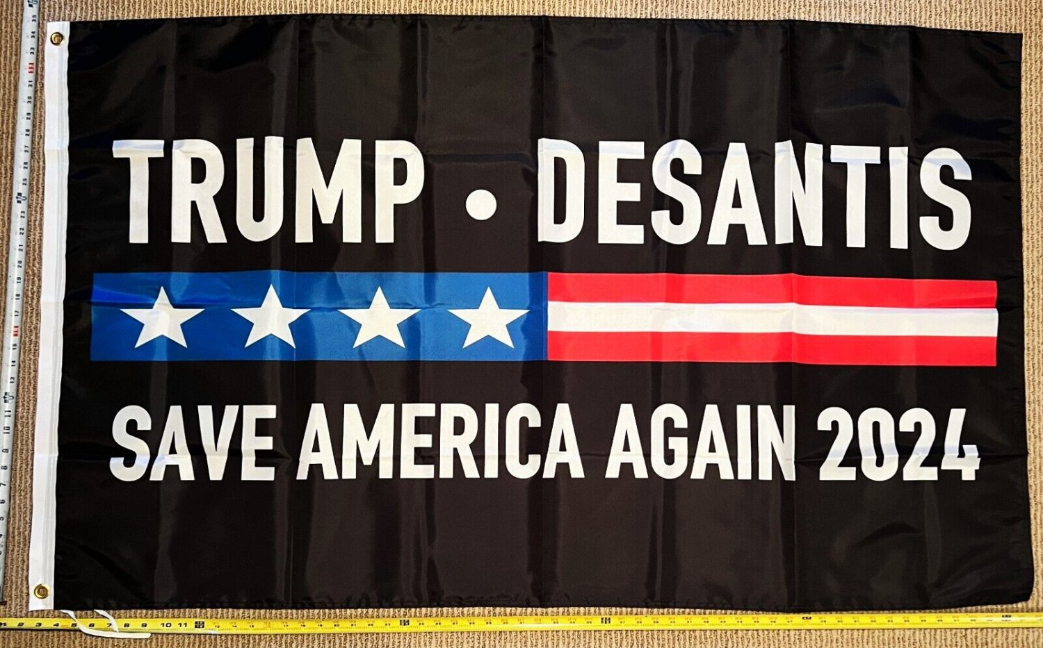 Donald Trump, Presidente Degli Stati Uniti, Illustrazione Con La Bandiera Degli Stati Uniti - Foto 9