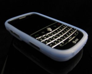GeoDesign Soft Rubber Silicone Cover Case for BlackBerry Bold 9000 - Light Blue
