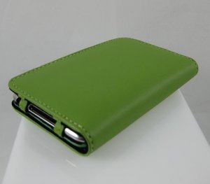 FOLIO Carrying Case / Cover for Apple iTouch 2 (2nd Generation) Mp3 Player - Green