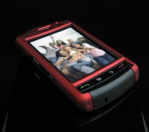 PREMIUM Hard Plastic Shield Cover Case for BlackBerry Storm 9500/9530 - Red / Black