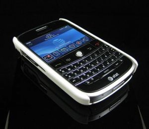 Back Cover Rubber Coating Hard Faceplate for BlackBerry Bold 9000 - White