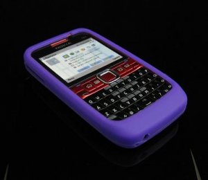 Soft Rubber Silicone Skin Cover Case for Nokia E63 - Purple