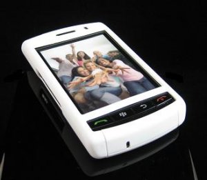 PREMIUM Hard Plastic Shield Cover Case for BlackBerry Storm 9500/9530 - Solid White