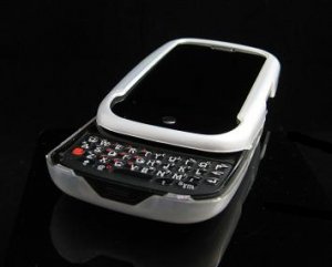 Hard Plastic Glossy Smooth Shield Cover Case for Palm Pre - White