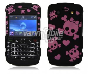 Black/Pink Skulls Design Hard Faceplate Case for BlackBerry Bold 9700