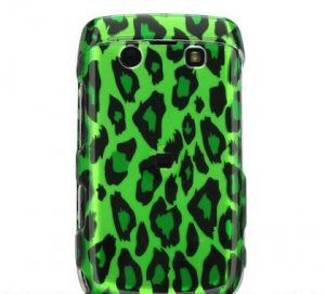 Green Leopard Design Hard 2-Pc Design Faceplate Case for BlackBerry Bold 9700