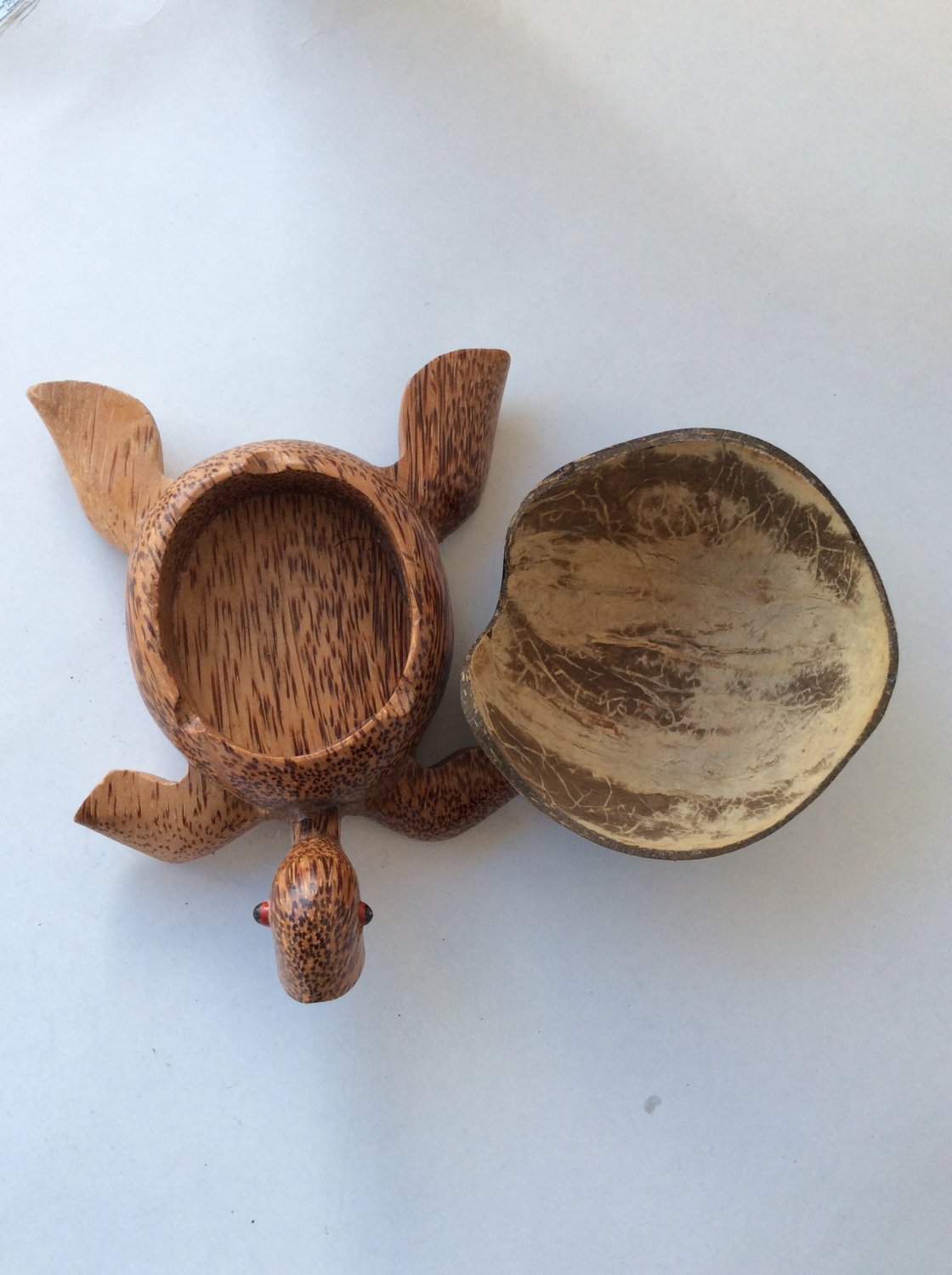 Coconut wooden turtle ash tray