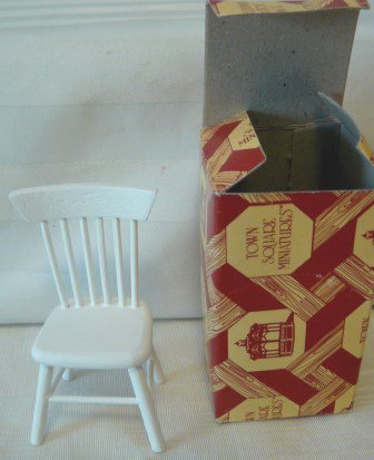 ***White Kitchen Chair, Town Square Miniatures, NIB, NOS