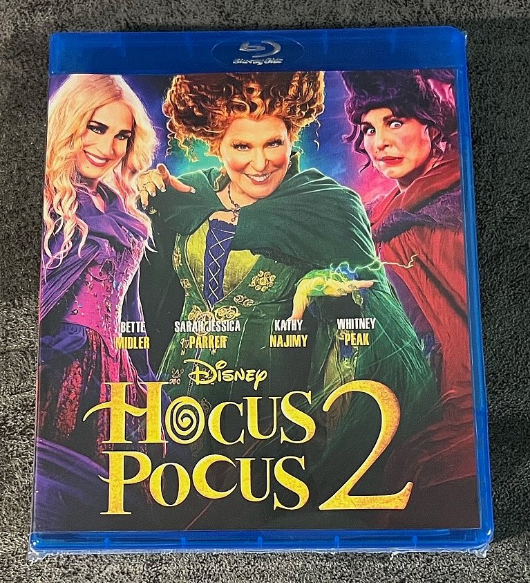 Hocus Pocus 2 Bluray Movie Bette Midler [2022, Blu-ray, New]