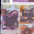 Simplicity Sewing Pattern, 5606, Tote and bgs using Fat quarters, One size