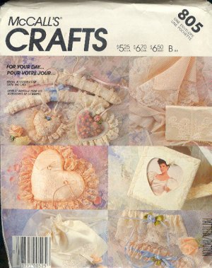 Wedding Accessories Pattern by fieldsofdreams on Etsy