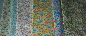 Sewing Fabric - Quilting Pieces - 6 each - Small Flowers - Al