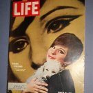Magazine - Life - Barbra Streisand - March 18, 1966 - Excellent Shape