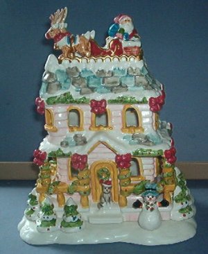 Tea Light House - Santa arrival on Xman night - Avon - 10"X6.5"X5" Beautiful