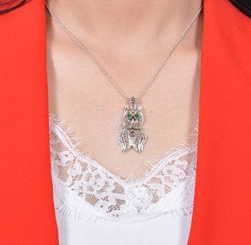 Filigree Cat Neklace