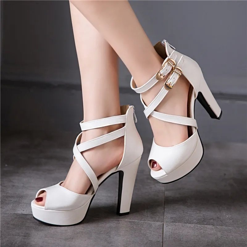 Strappy Chunky 4.72" Heel Platform Sandals