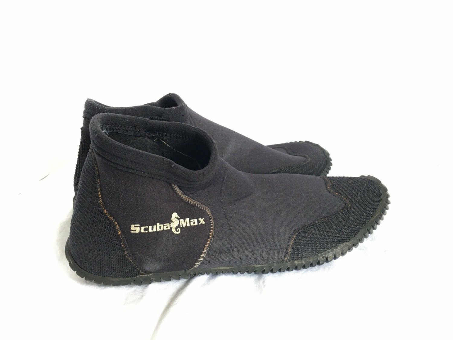 Scuba Max Aqua Vented 6.0 High Top Diving Walking Boots Shoes Size 9 Black