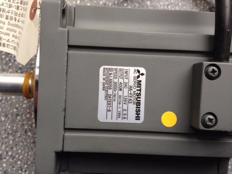 Mitsubishi SERVO MOTOR  HA-FF43   HAFF43  new  
