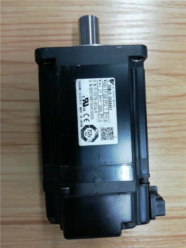YASKAWA SERVO MOTOR SGMJV-04AAA61 SGMJV04AAA61 Refurbished  
