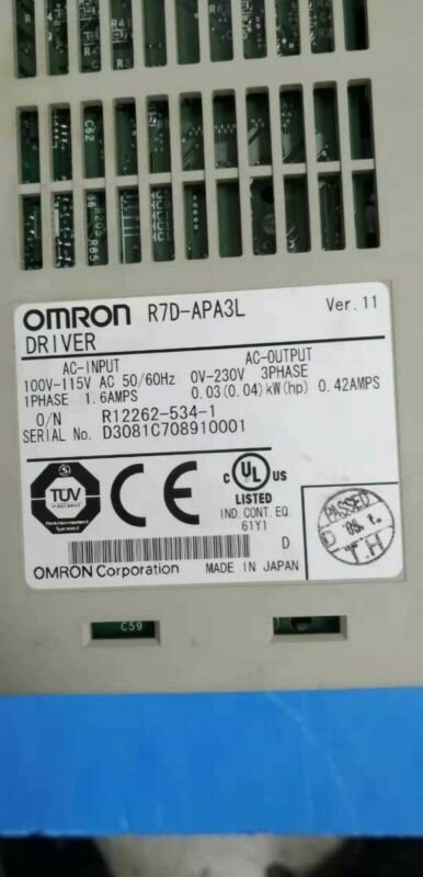 OMRON servo  driver R7D-APA3L R7DAPA3L refurbished  