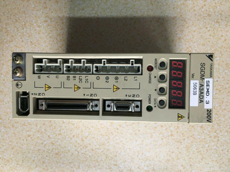 YASKAWA servo  driver  SGDM-A3ADA SGDMA3ADA Refurbished  