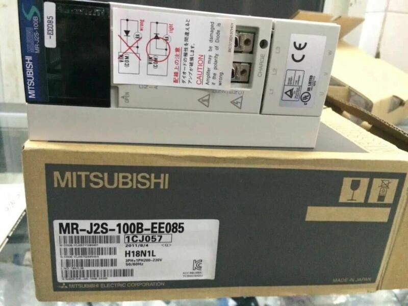 Mitsubishi servo  driver  MR-J2S-100B-EE085  new  