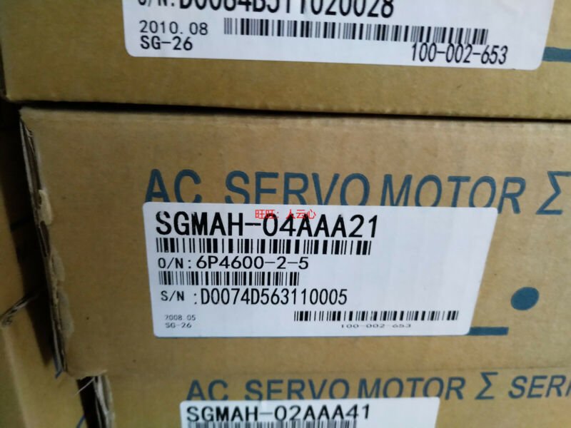 YASKAWA SERVO MOTOR SGMPH-04AAA21 SGMPH04AAA21 new  