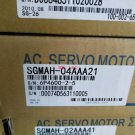 YASKAWA SERVO MOTOR SGMPH-04AAA21 SGMPH04AAA21 new  
