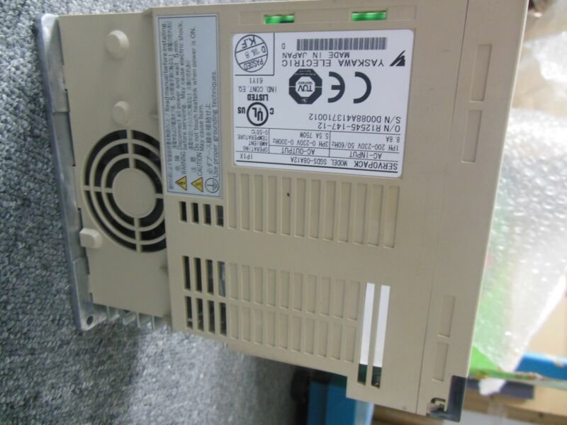 YASKAWA servo  driver SGDS-08A12A SGDS08A12A Refurbished  