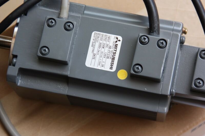 Mitsubishi SERVO MOTOR  HA-FF23B  HAFF23B new  