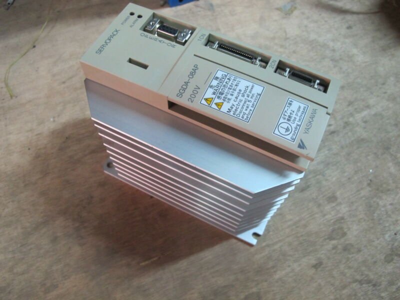 YASKAWA servo  driver SGDA-08AP SGDA08AP refurbished  