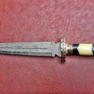AN Custom Handmade Damascus Hunting Knife Dagger With Horn and rezn Handle