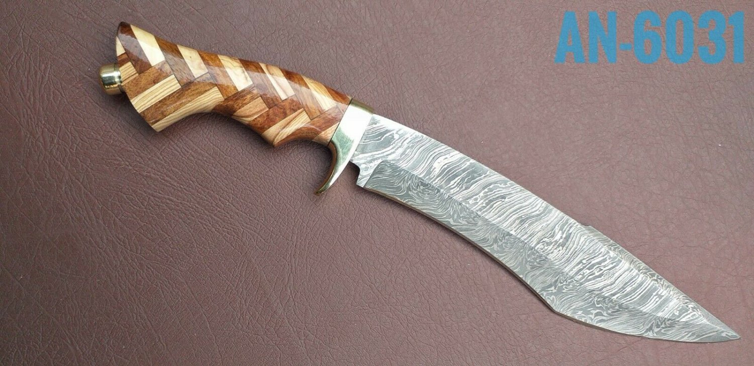 Custom Handmade Damascus Steel Hunting Bowie Knife With Rose Wood And OliveWood