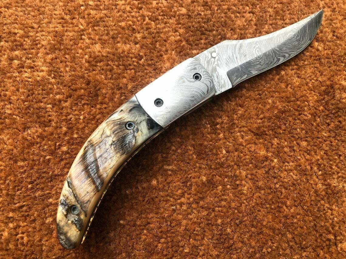 FOLDING KNIFE CUSTOM HANDMADE DAMASCUS STEEL 9" HUNTING KNIFE WITH HORM HANDLE