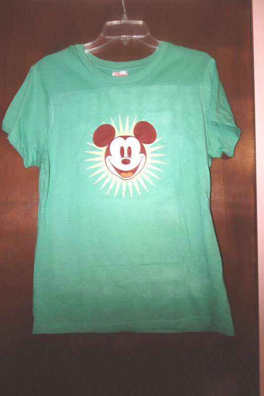 Disney Shopping Green Mickey Mouse Sunburst Tee Shirt Top Size XL
