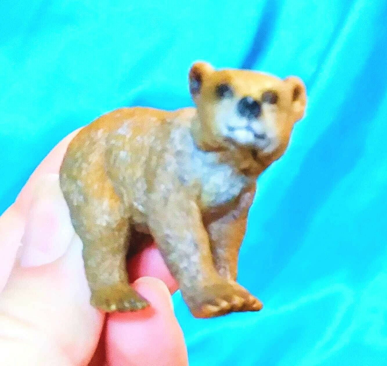 Schleich Brown GRIZZLY BEAR CUB 2012 Retired Figure Wildlife