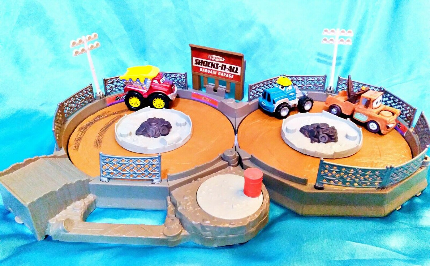 cars mini racers crank & crash derby playset