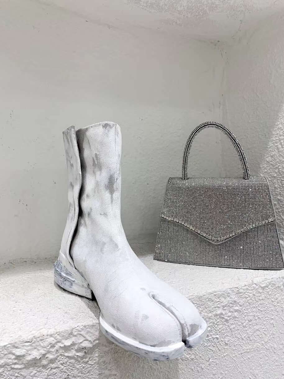 margiela split toe shoes