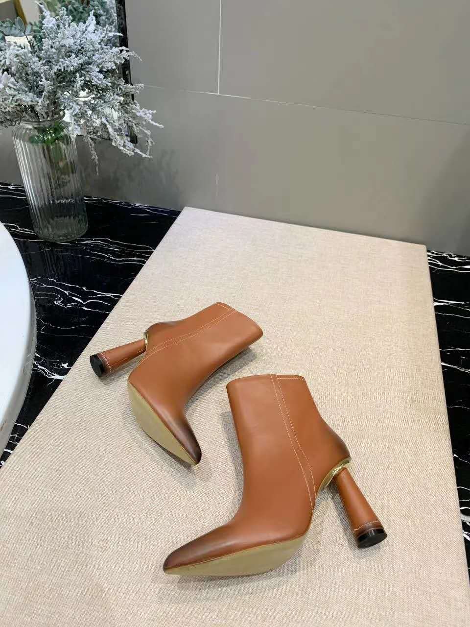 jacquemus boots sale