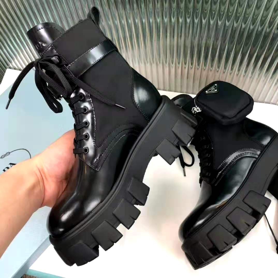 removable pouch combat boot